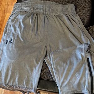 UA men’s pants. Large loose fit.